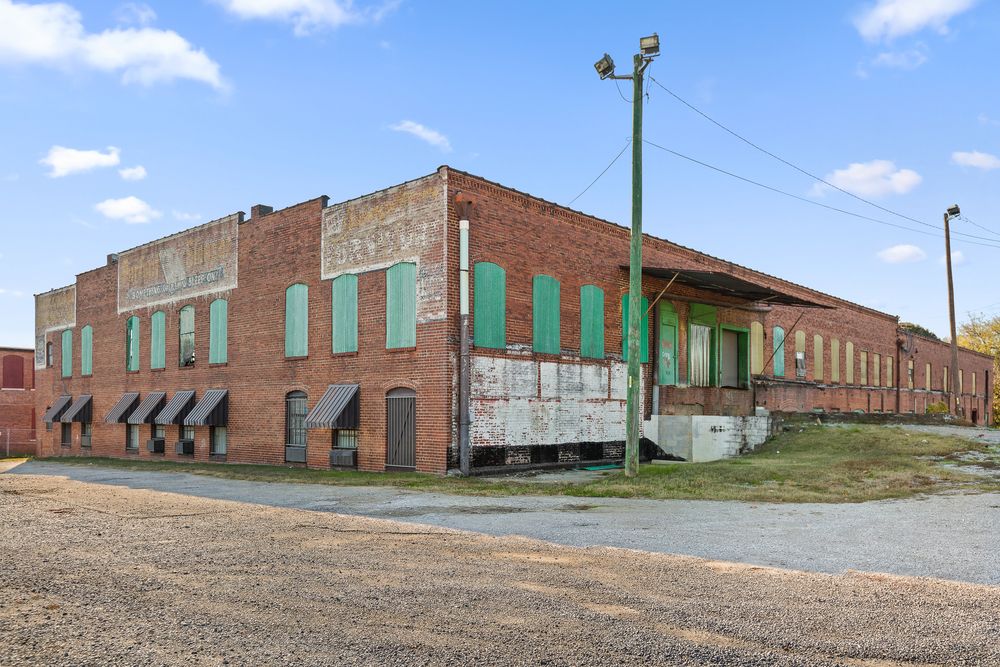 Mid South Mattress Factory: 1265 E 13th St, Chattanooga, TN 37408